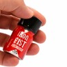 Flacon Iron Fist Rouge Pentyle 10 ml en aluminium rouge, format compact avec design puissant signé PWD